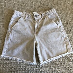 Abercrombie & Fitch Mid Rise Shorts
